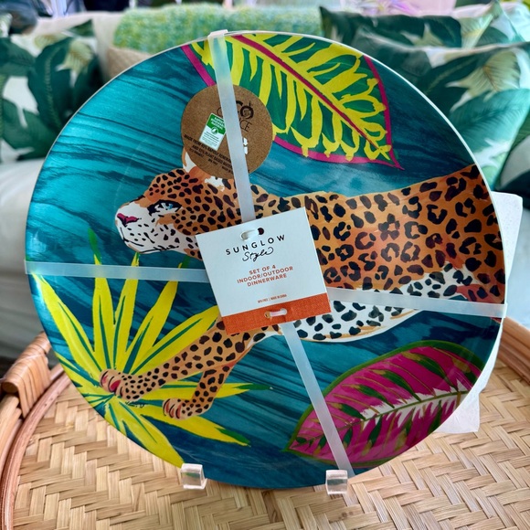 New! Tropical Safari Leopard Melamine Indoor Outdoor Dinner Plates Set of 4) - Picture 1 of 5